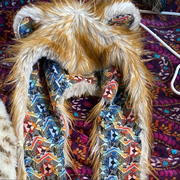 Golden spirit adventure bear! - Picture 2 of 3